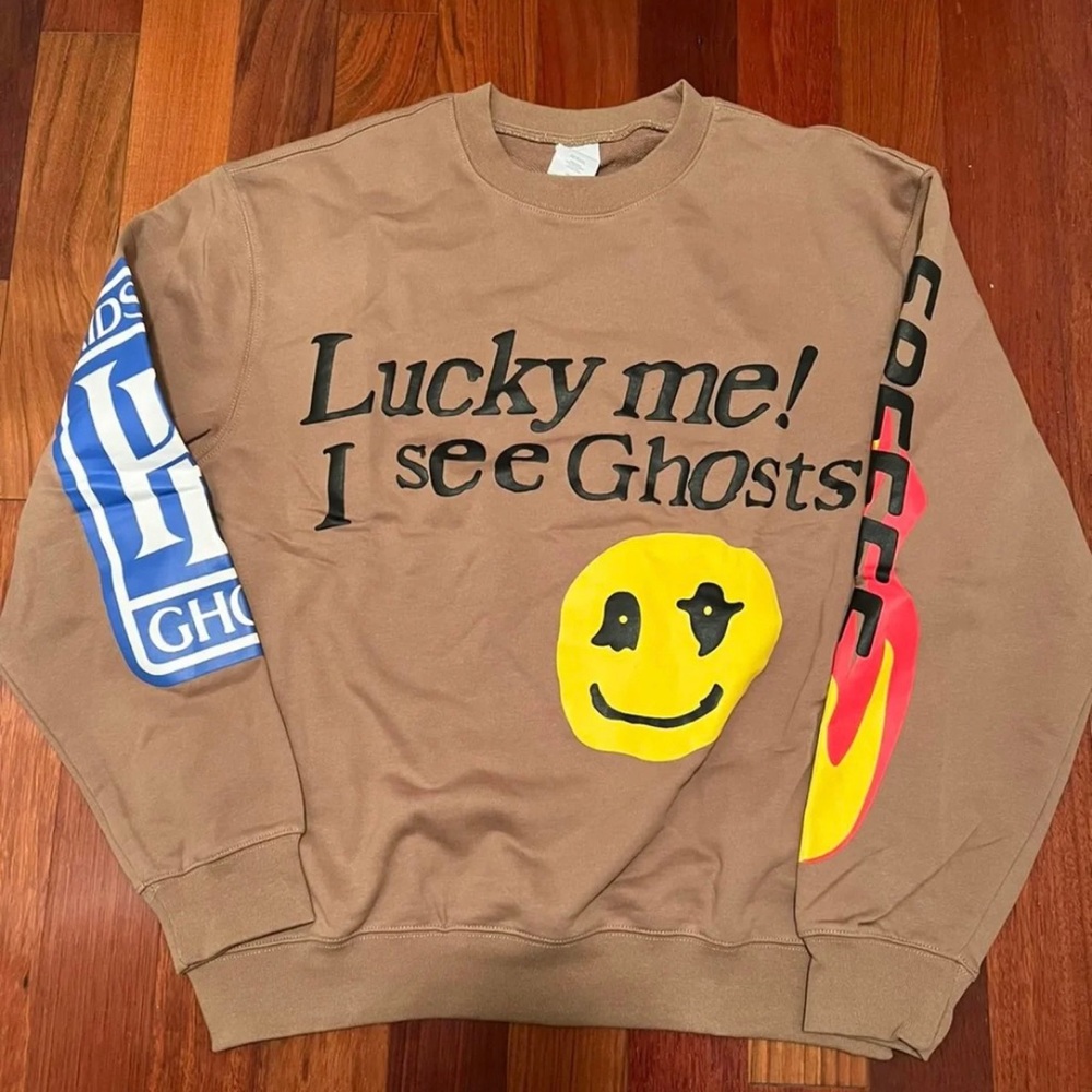 I see ghosts crew neck size XL